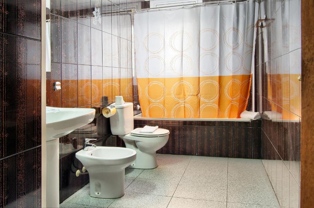 Hostal Bonavista Blanes Δωμάτιο φωτογραφία
